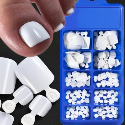 White Simple Press-On Toe Nails