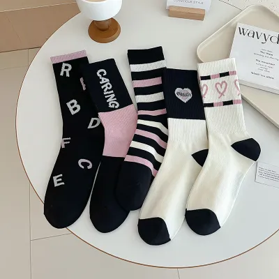 Women Fashion Simple Pink Stripe Heart-Shaped Letter Printed Mid-Tube Socks