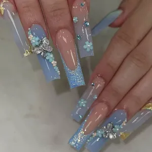 Fashion Blue Rhinestone Butterfly False Nails